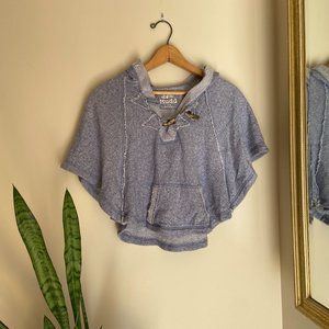 Periwinkle Cropped poncho
